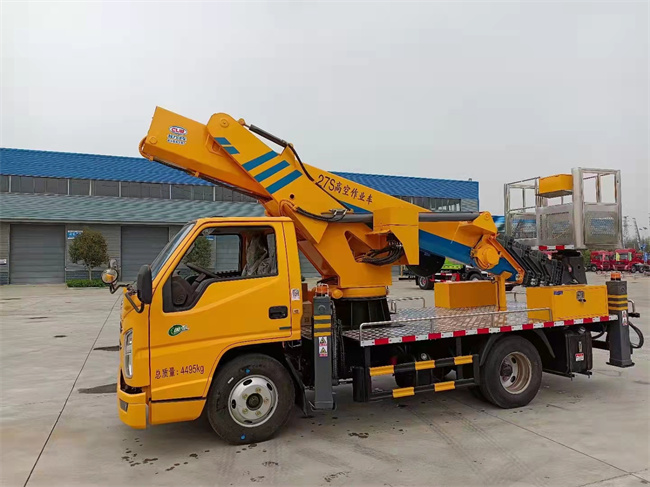 新款江鈴27米藍牌高空作業車