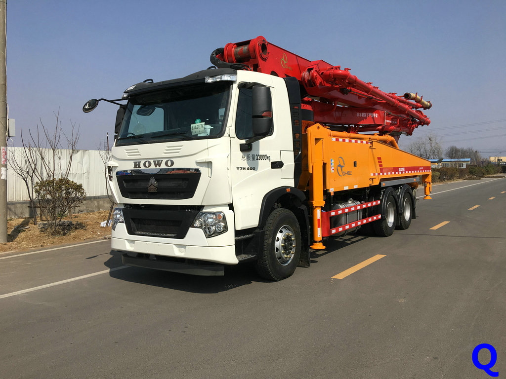 小型混凝土泵車，天泵，小型泵車，混凝土泵車
