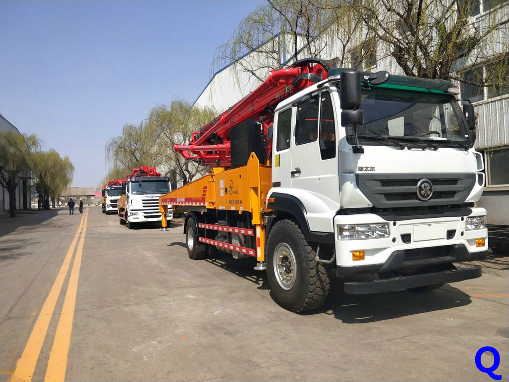 小型混凝土泵車，混凝土泵車，天泵 小型泵車