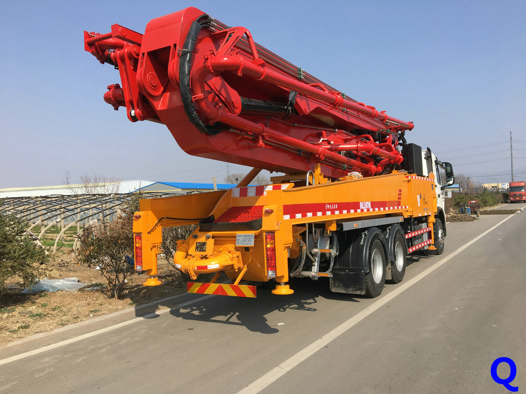 小型混凝土泵車，小型泵車，混凝土泵車，天泵
